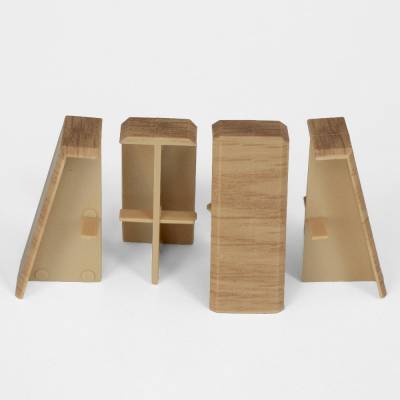 Spojka k soklové liště MDF...